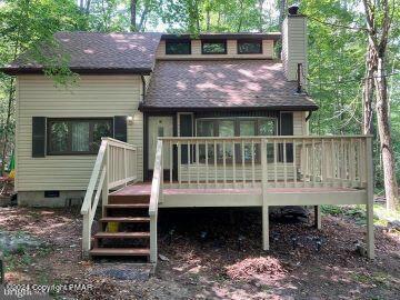 122 Paxinos Drive, Pocono Lake, Pennsylvania image 2