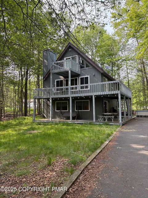 20 Laurel Court Clifton Township PA 18424