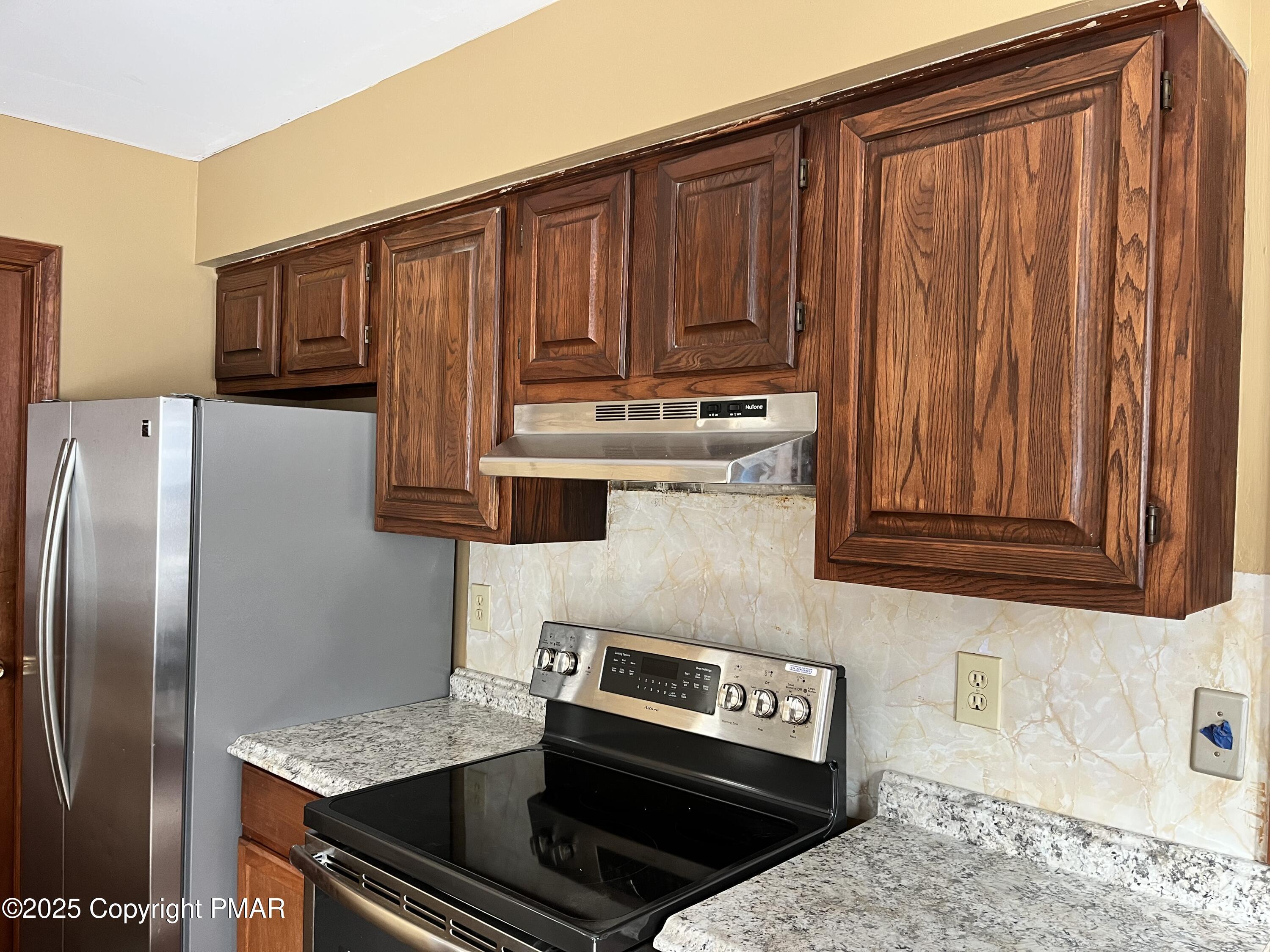 1140 Belaire Drive, East Stroudsburg, Pennsylvania image 4