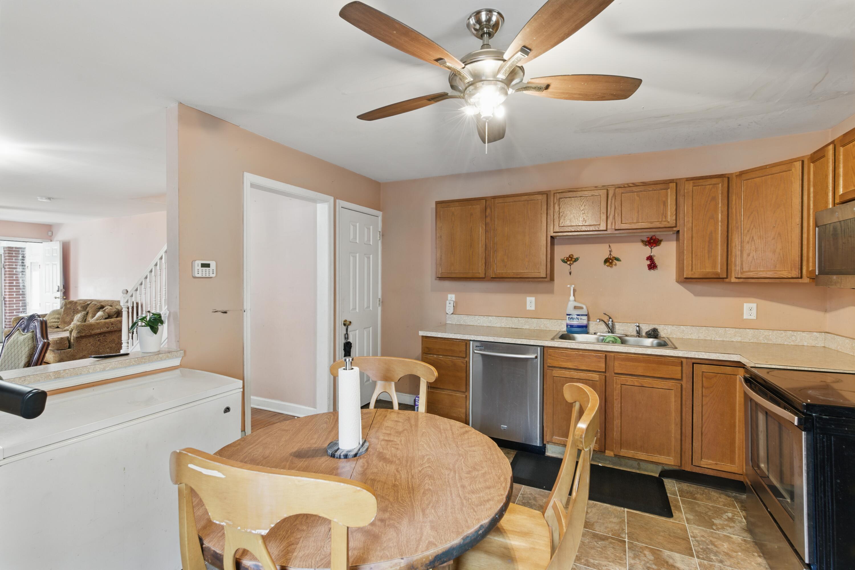 14 S Bradford Street, Allentown, Pennsylvania image 11
