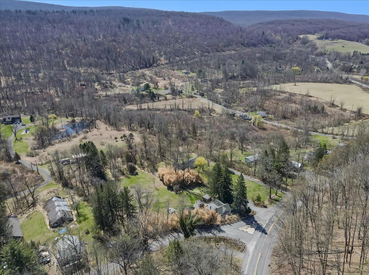 704 Bangor Mountain Road, Stroudsburg, Pennsylvania image 33