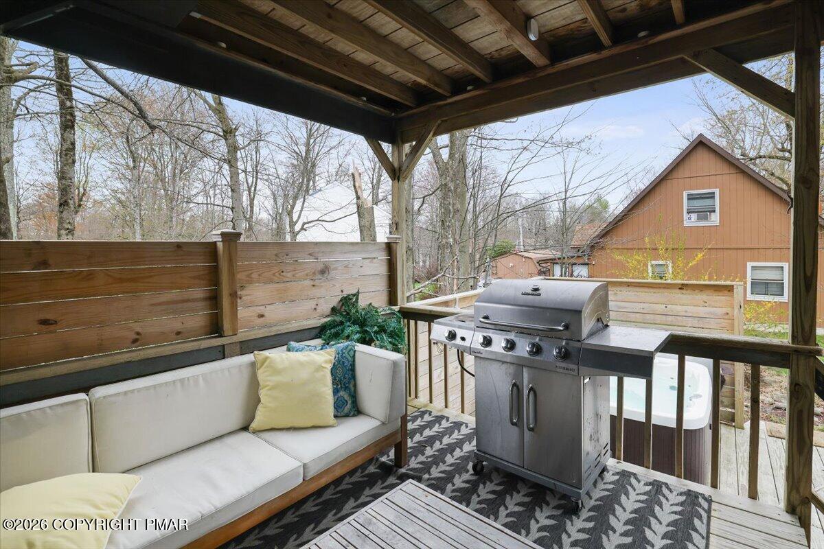 7112 Robinwood Drive