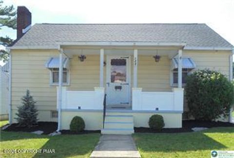 Homes For Sale - 1336 Fairfax Street<br/> Allentown, PA 18103