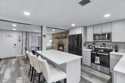 42 Hillcrest Drive Albrightsville PA 18210