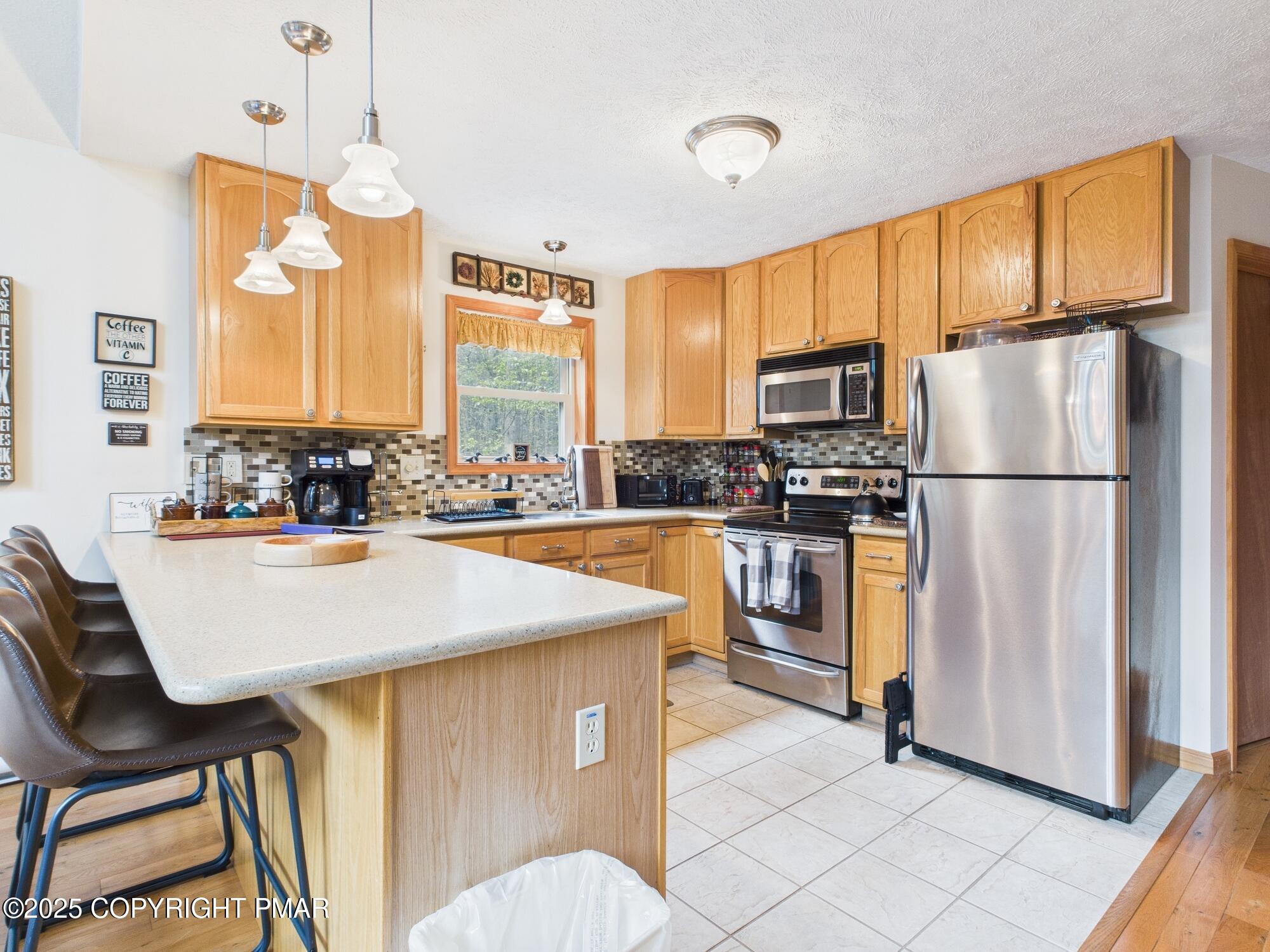 1140 Arrowhead Drive