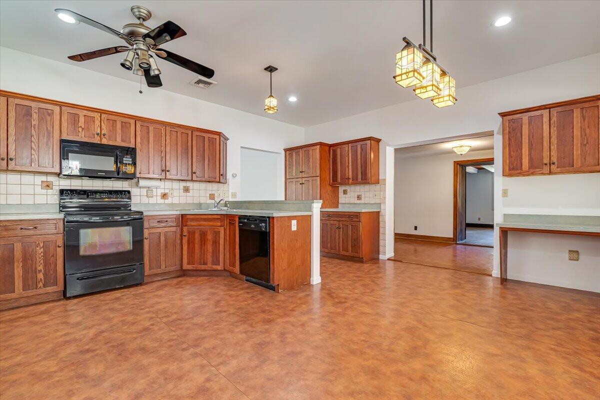 2 Wyndham Hill Drive, Reading, Pennsylvania image 36