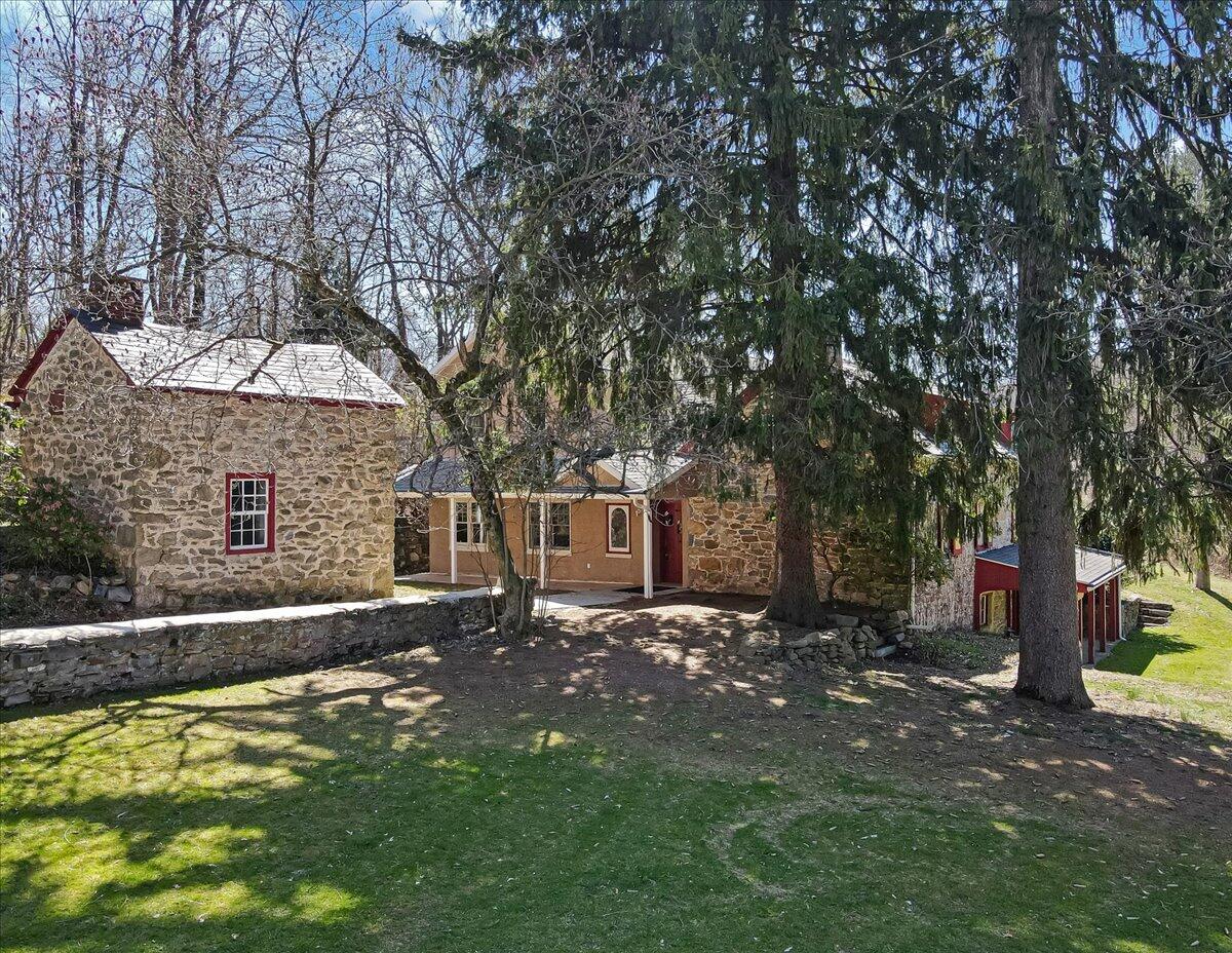 2 Wyndham Hill Drive, Reading, Pennsylvania image 8