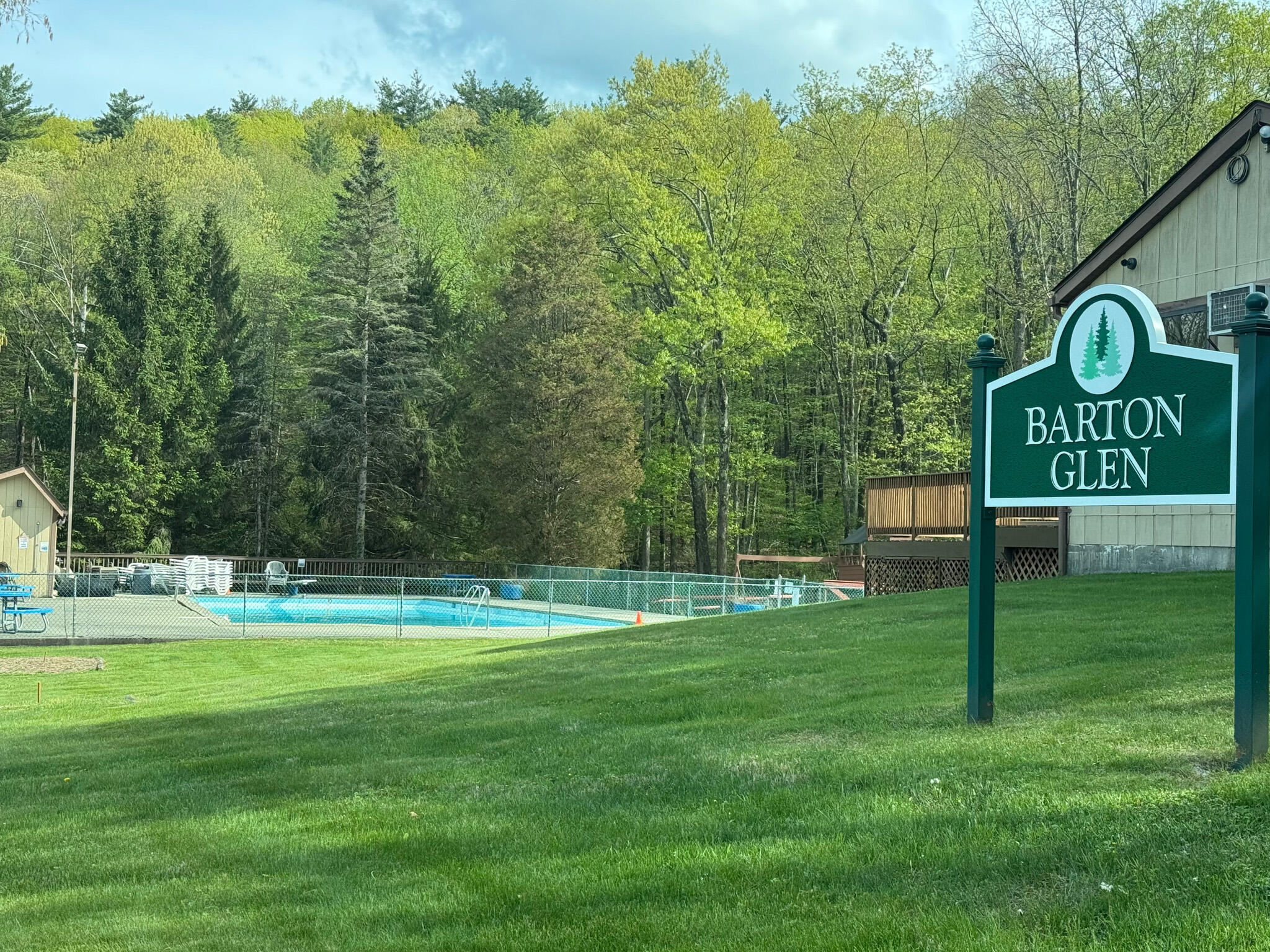 2787 Pocono Circle, Bartonsville, Pennsylvania image 5