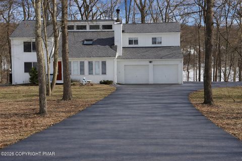 Homes For Sale - 211 Brandyshire Drive<br/> Tamiment, PA 18371