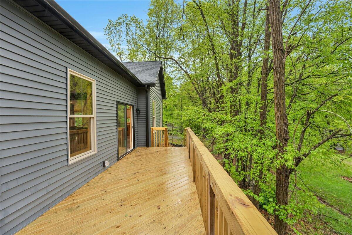 1448 Lake Lane, Pocono Lake, Pennsylvania image 50