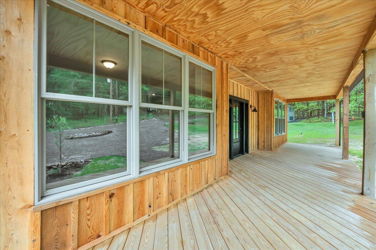 1448 Lake Lane, Pocono Lake, Pennsylvania image 47