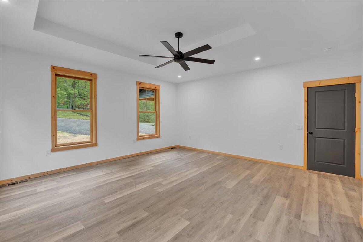 1448 Lake Lane, Pocono Lake, Pennsylvania image 27