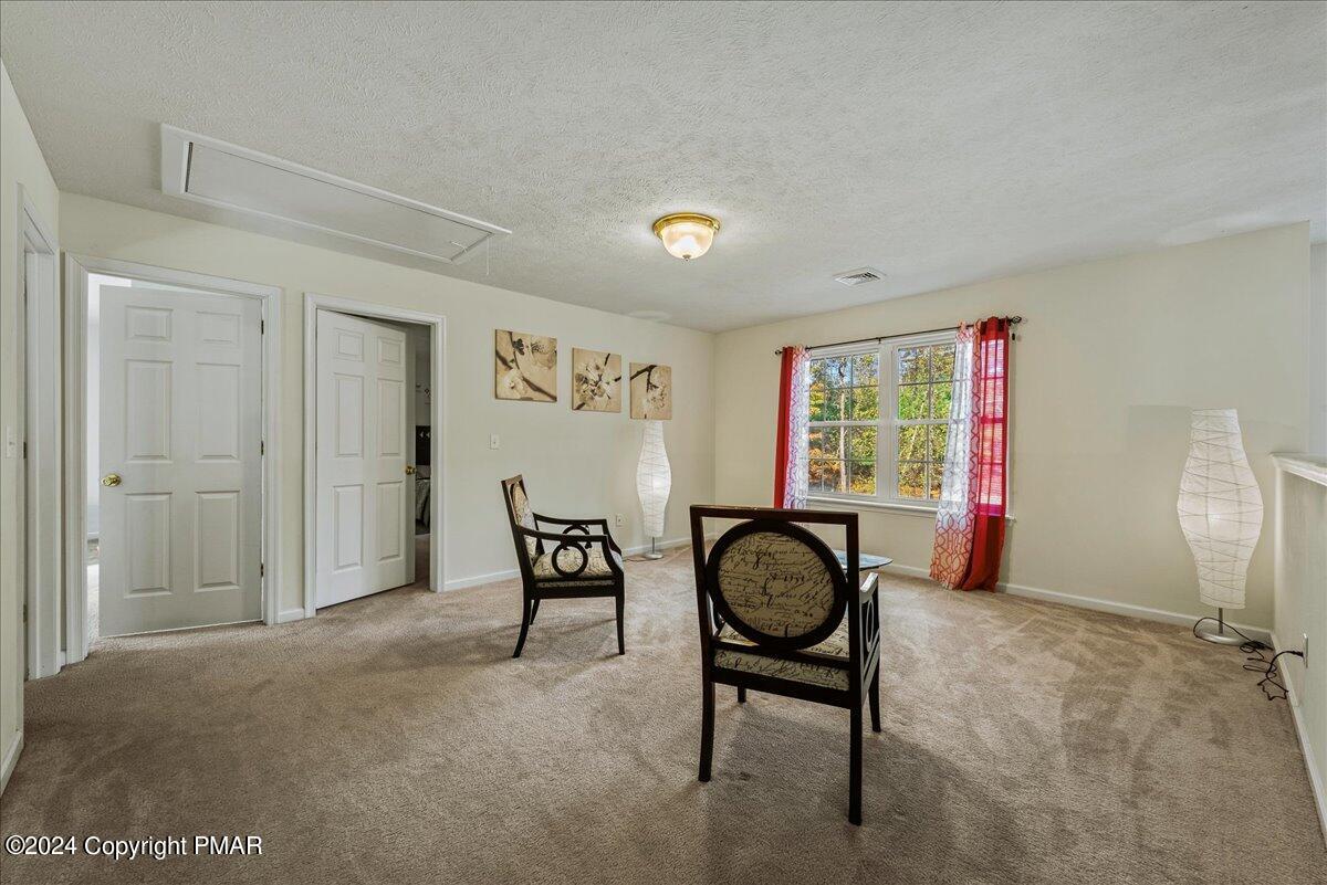 1042 Clover Road, Long Pond, Pennsylvania image 14