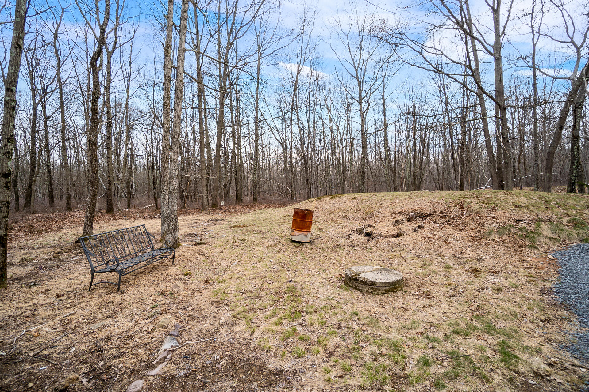 27 W Cherokee Trail, Albrightsville, Pennsylvania image 6