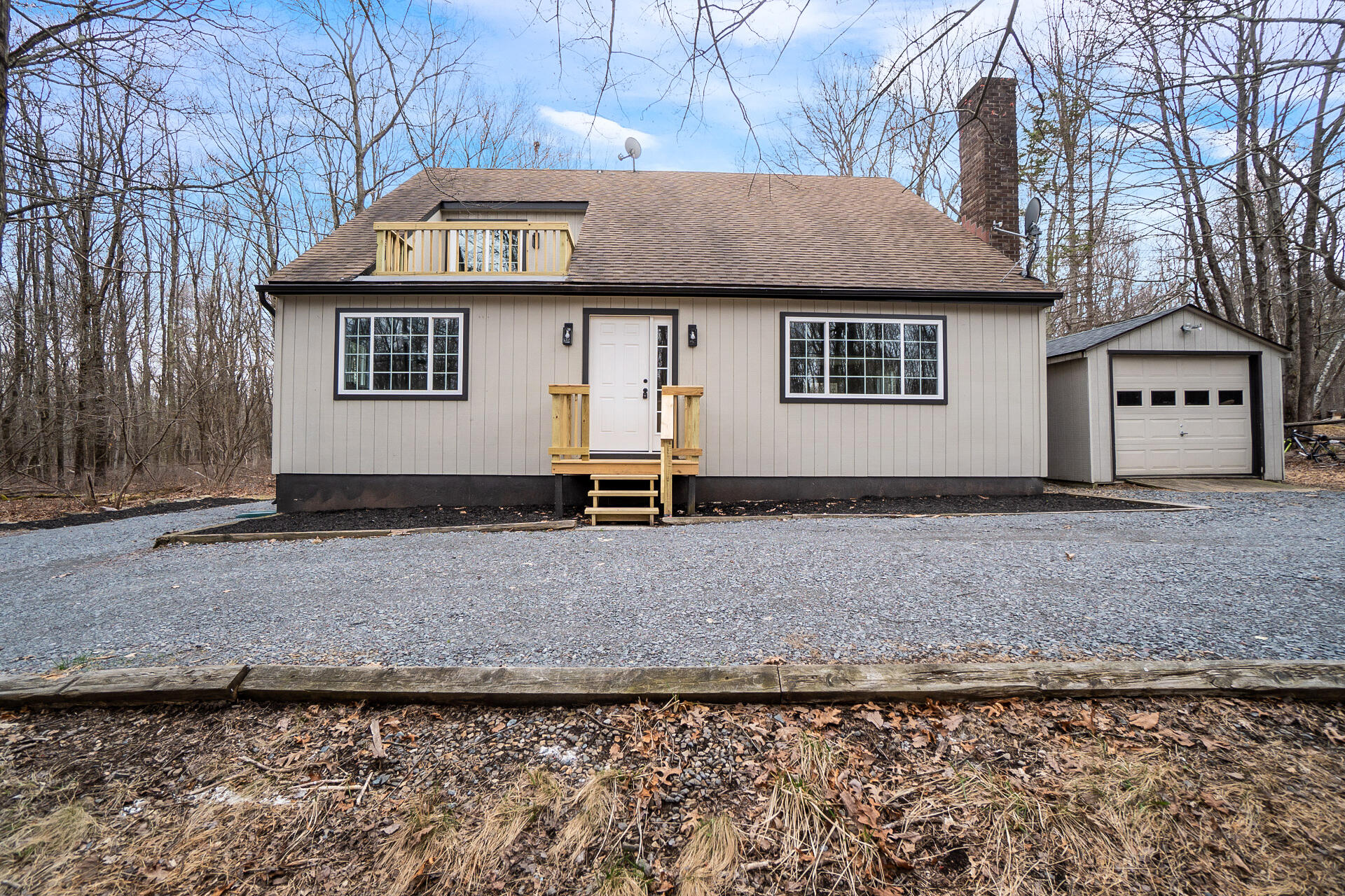 27 W Cherokee Trail, Albrightsville, Pennsylvania image 2