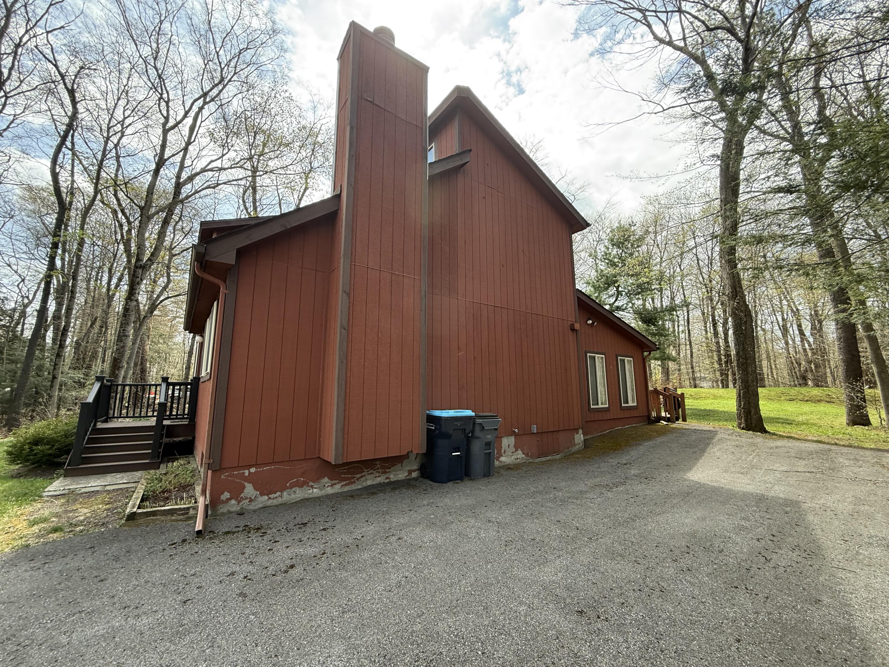 343 Echo Lake Road, Tobyhanna, Pennsylvania image 3