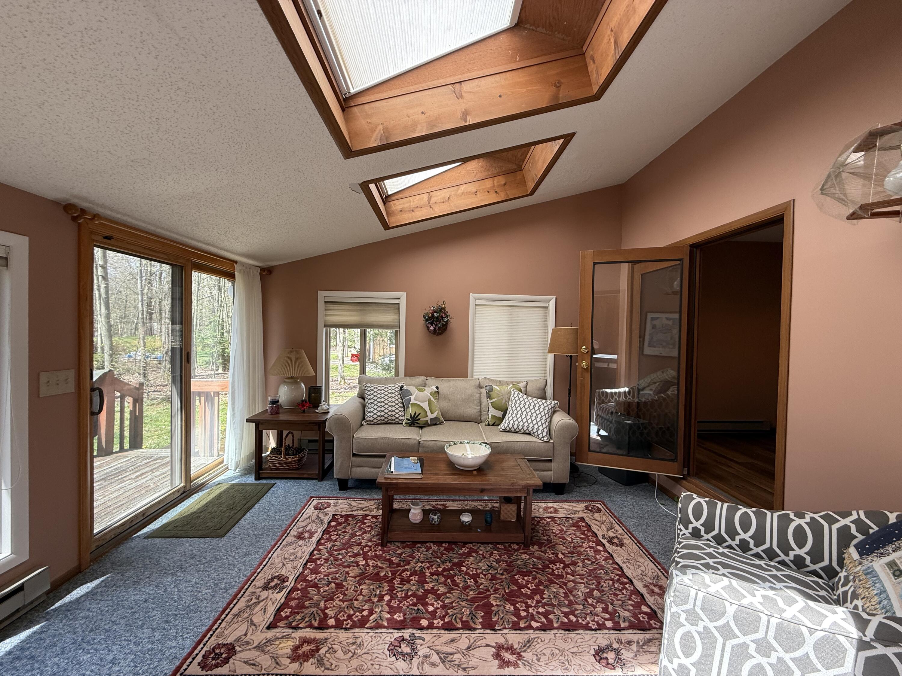 343 Echo Lake Road, Tobyhanna, Pennsylvania image 12