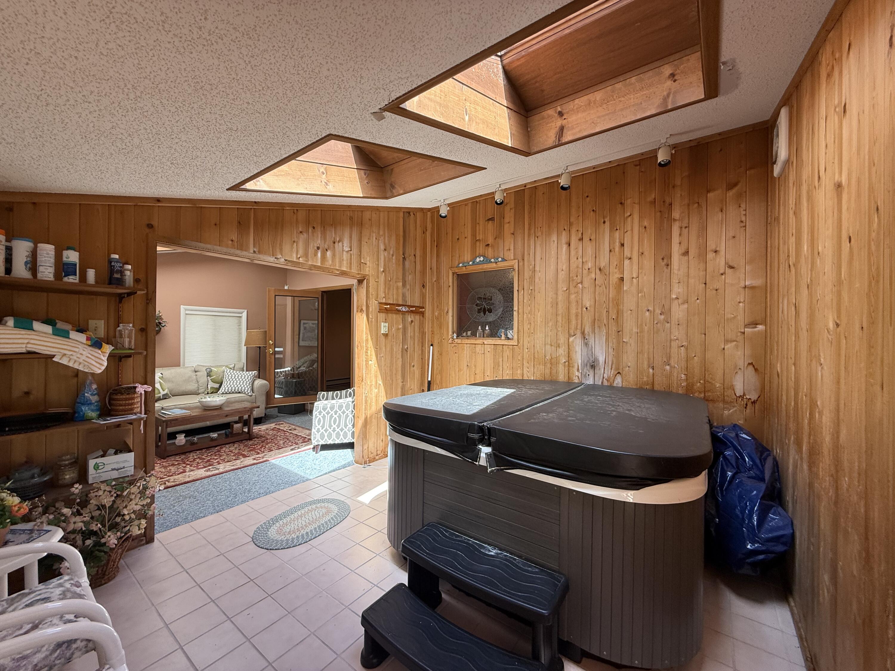 343 Echo Lake Road, Tobyhanna, Pennsylvania image 11
