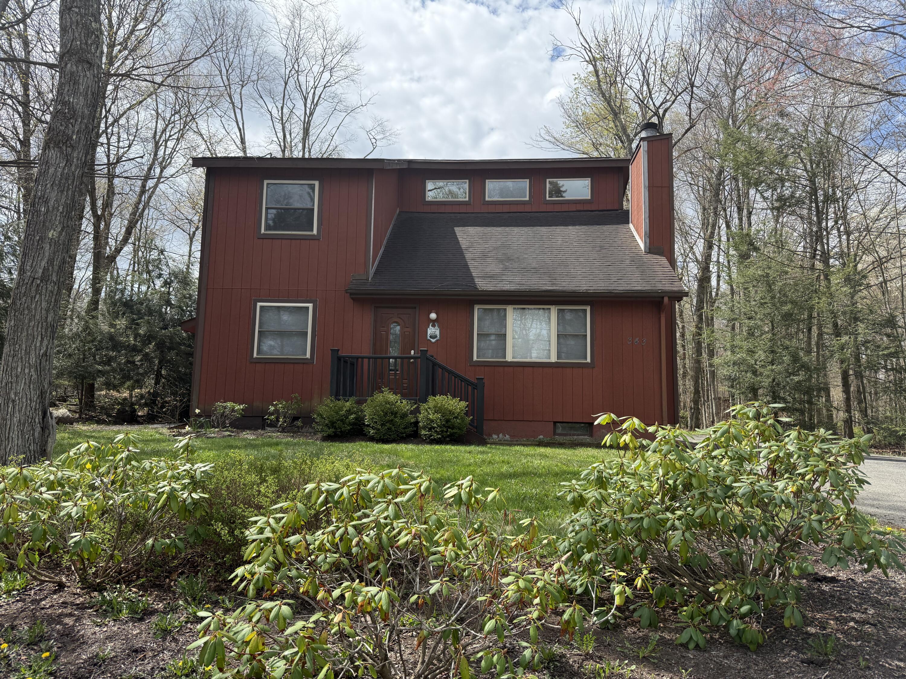 343 Echo Lake Road, Tobyhanna, Pennsylvania image 1