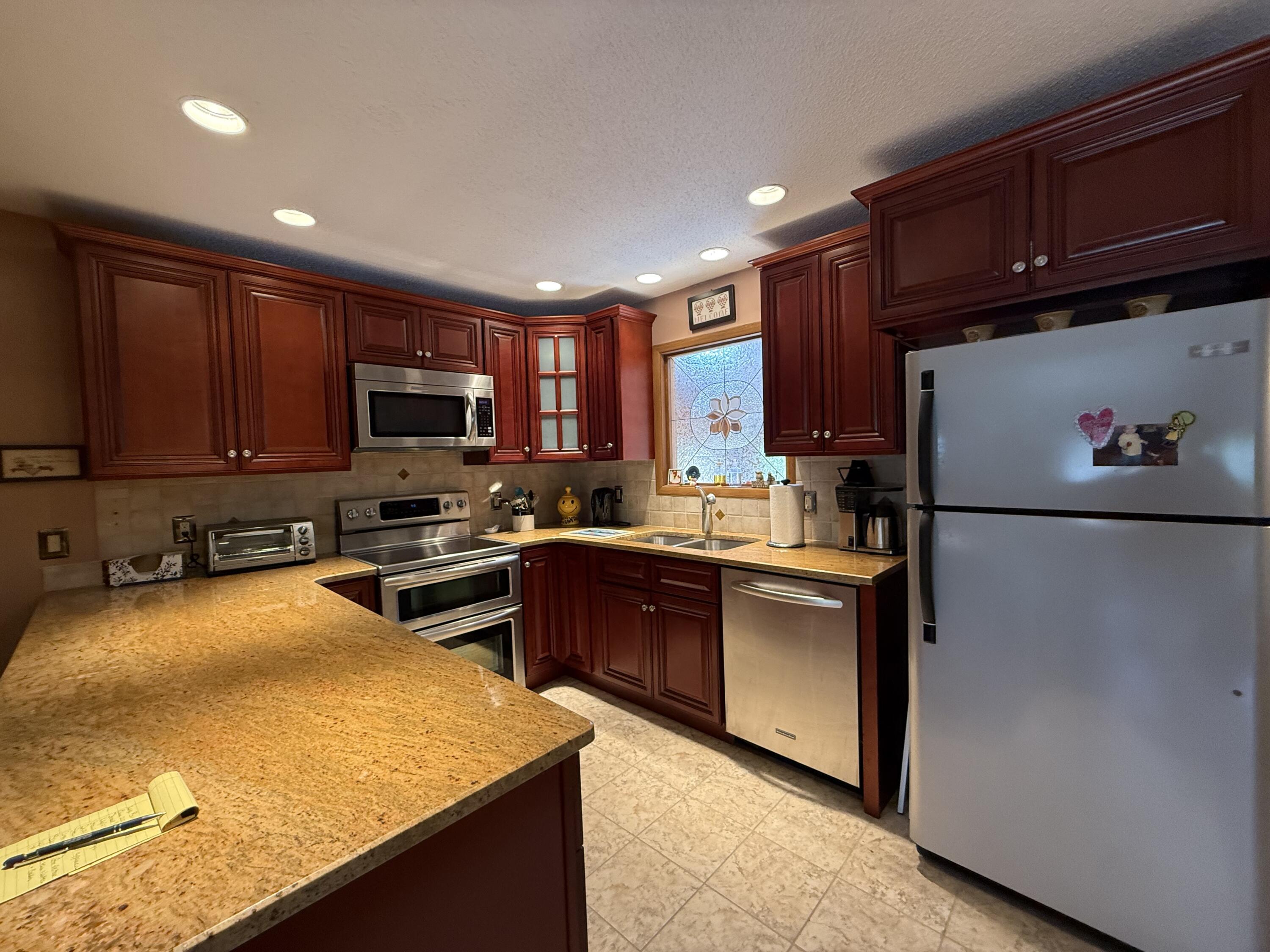343 Echo Lake Road, Tobyhanna, Pennsylvania image 15