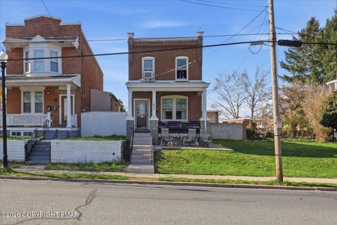 Homes For Sale - 875 Manor Street<br/> Lancaster, PA 17603