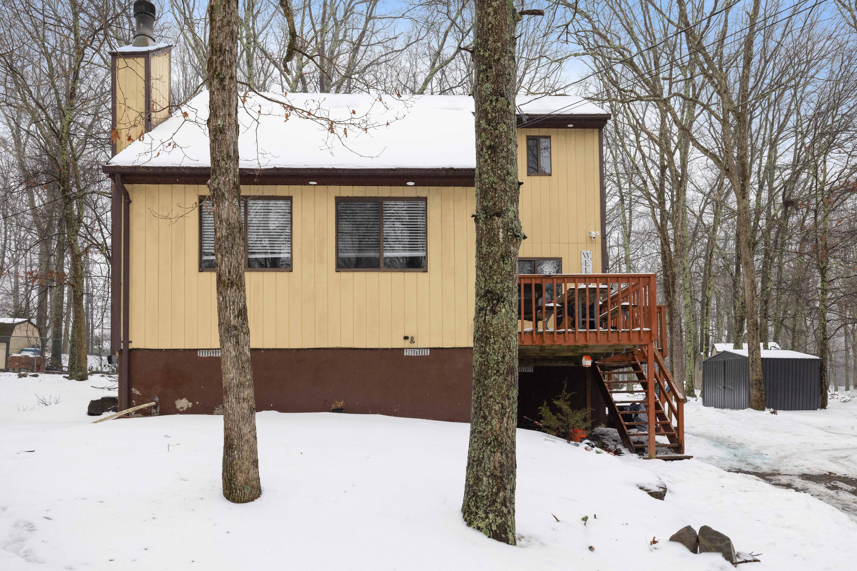 135 Depue Circle, Bushkill, Pennsylvania image 1
