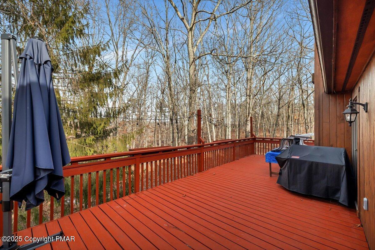 313 Forest Drive, Canadensis, Pennsylvania image 4