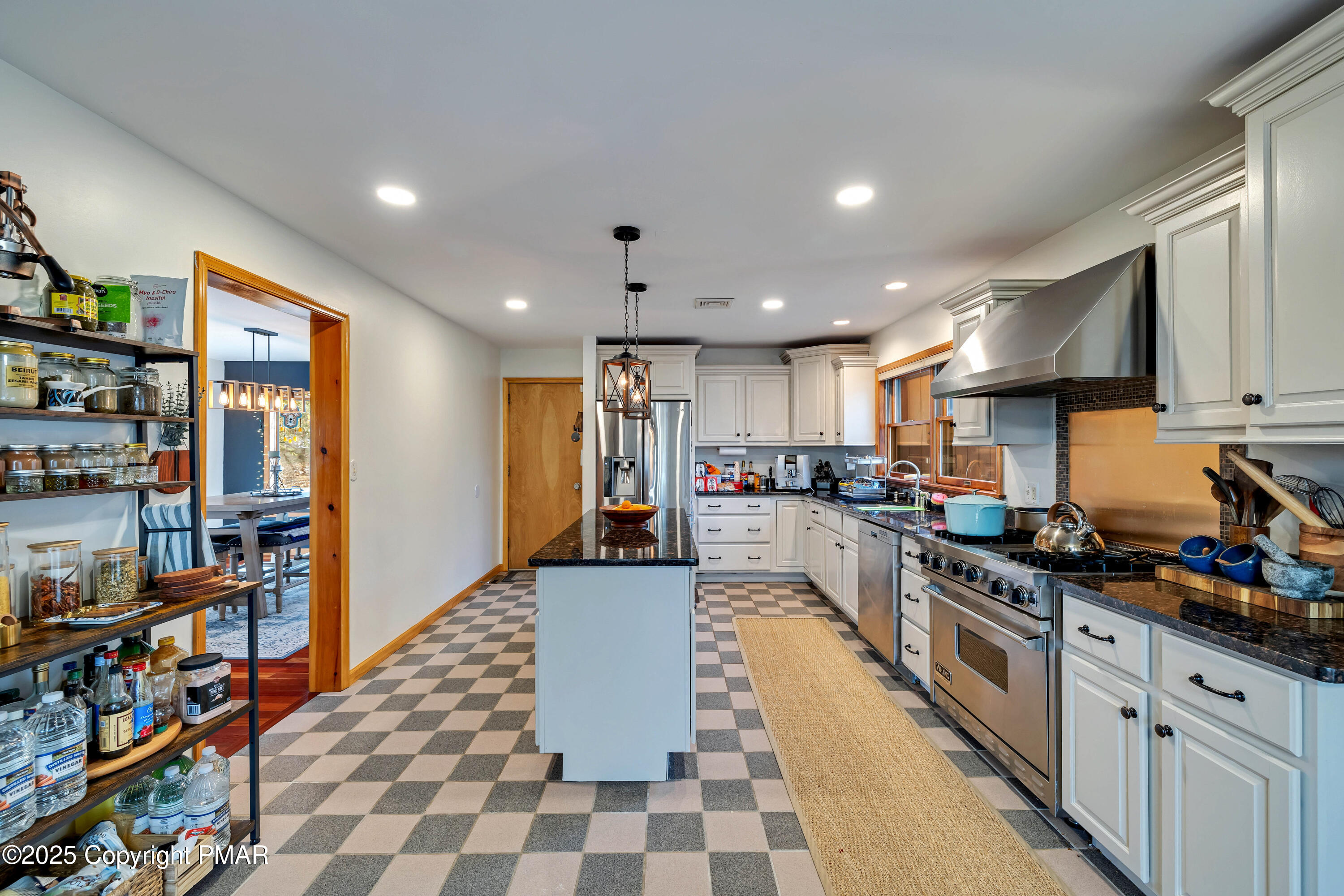 313 Forest Drive, Canadensis, Pennsylvania image 14
