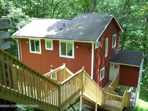 Homes For Sale - 5864 Decker Road<br/> Bushkill, PA 18324