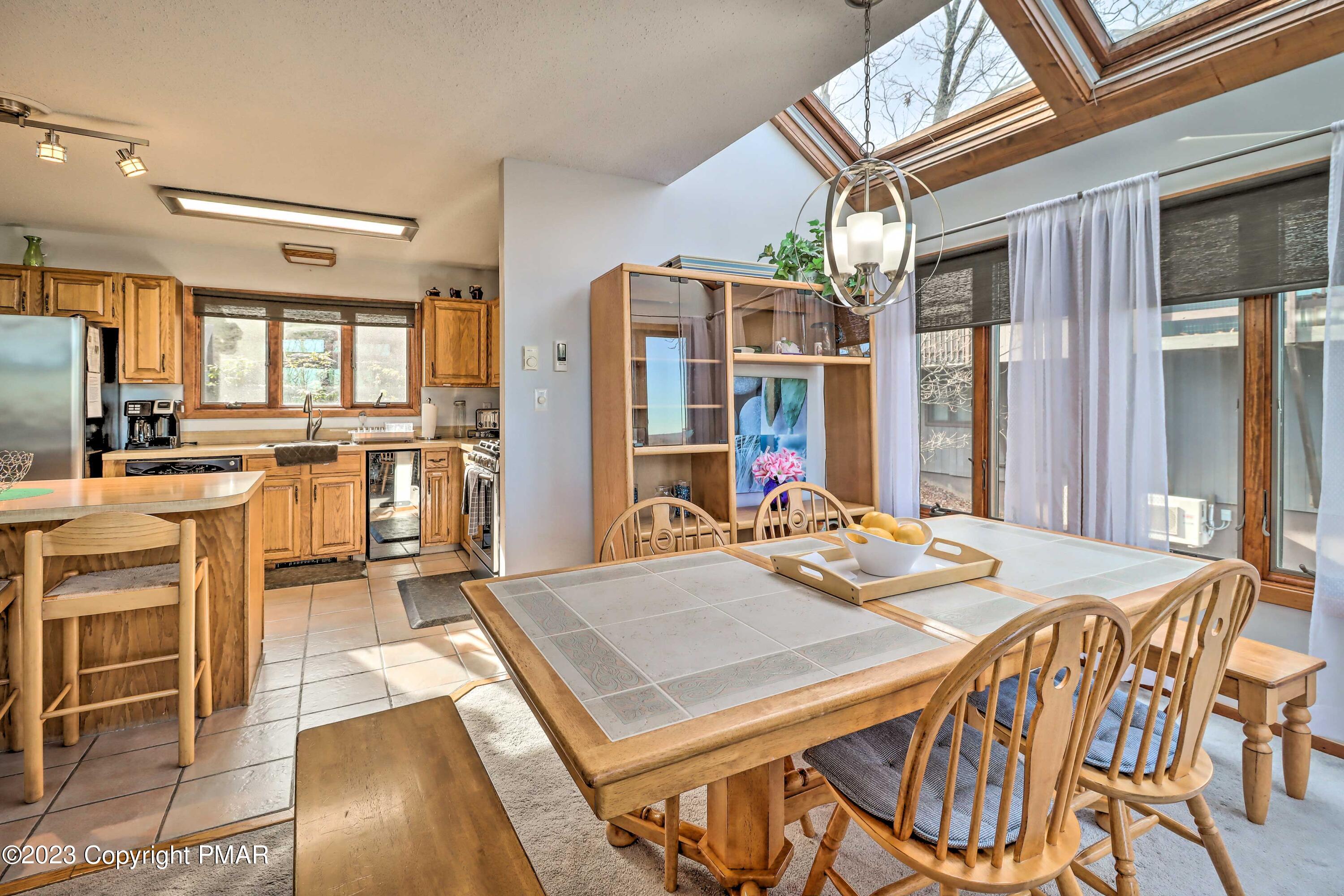 296 Overlook Way, Tannersville, Pennsylvania image 7