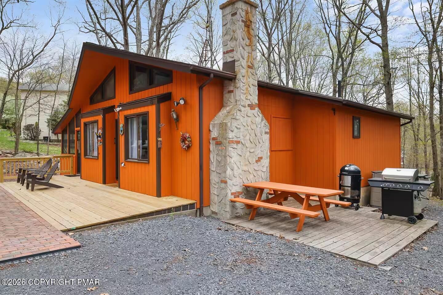 242 St Andrews Drive