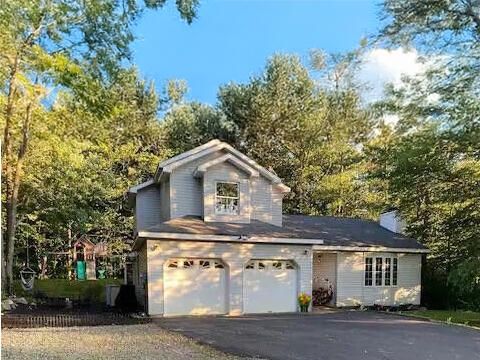 106 Black Bear Lane Tobyhanna PA 18466