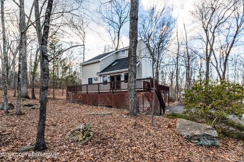 Homes For Sale - 7107 Hillbrow Court<br/> Monroe County, East Stroudsburg, PA 18302