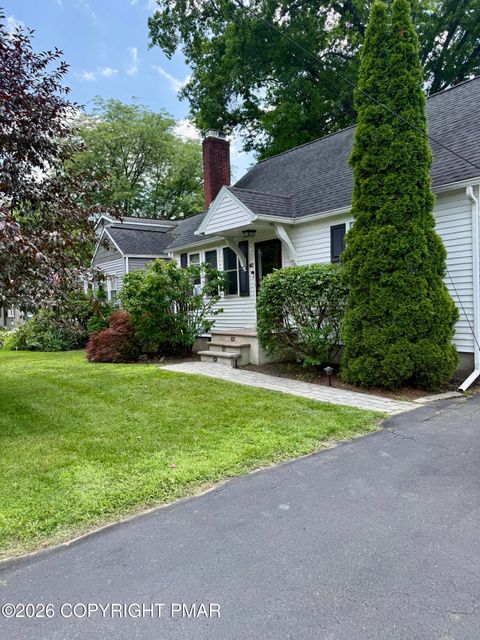 Homes For Sale - 467 N 8th Street<br/> Stroudsburg, PA 18360