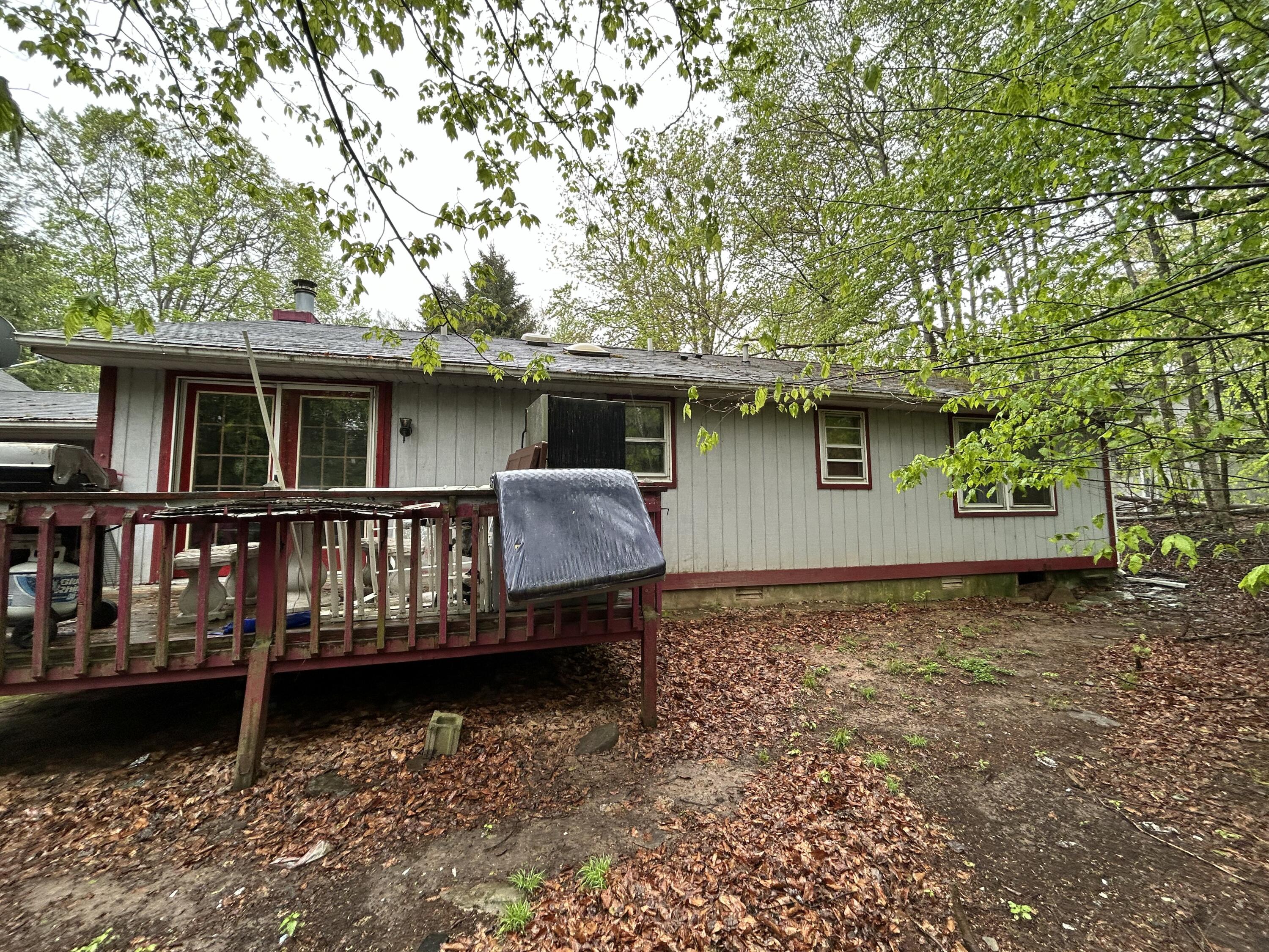 382 Lake Road, Tobyhanna, Pennsylvania image 3