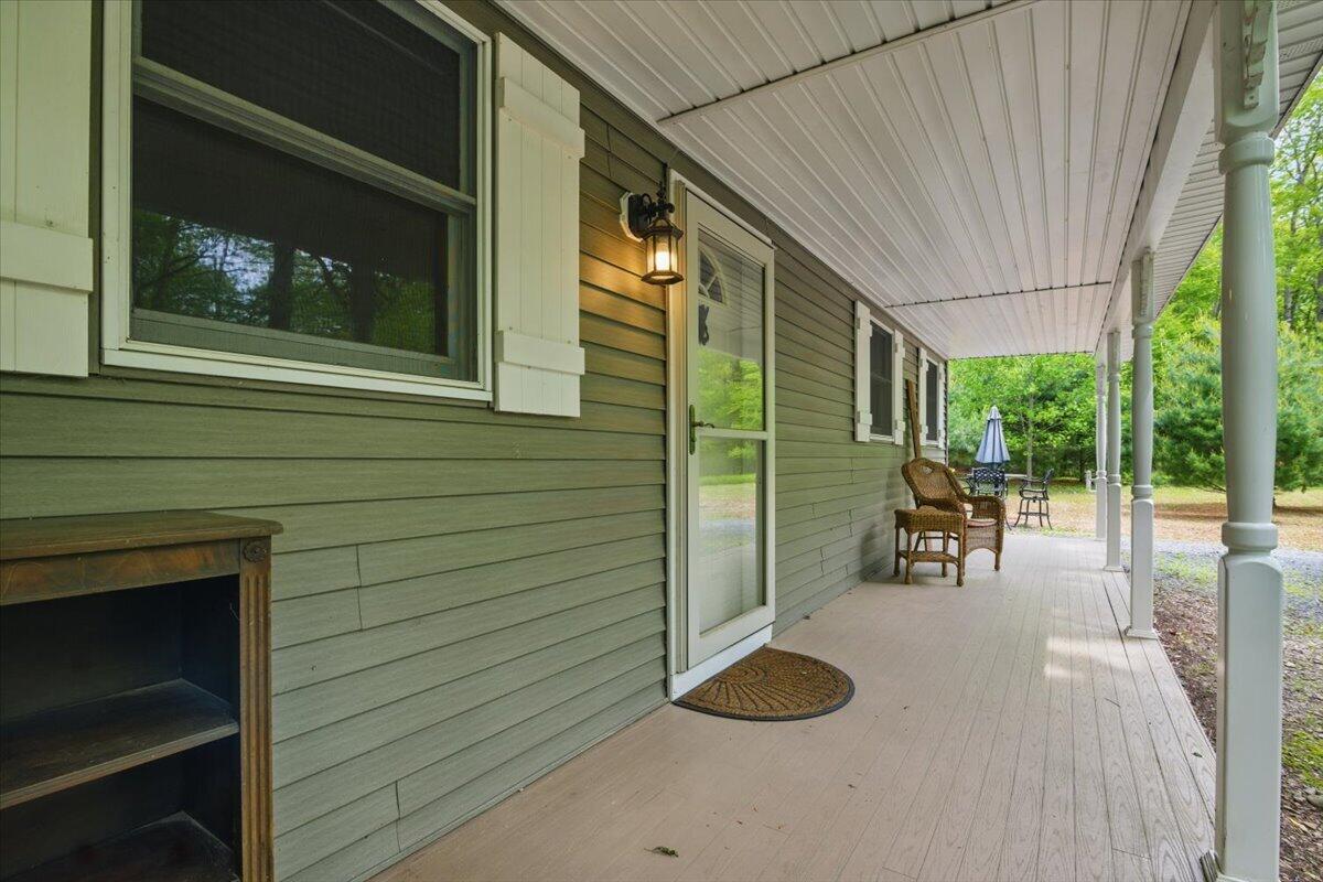 2147 Gravel Road, Canadensis, Pennsylvania image 23