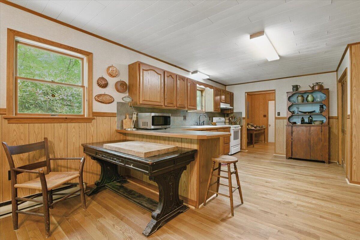 2147 Gravel Road, Canadensis, Pennsylvania image 7