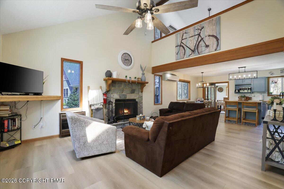 286 McKuen Way