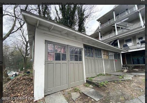 Homes For Rent - 145 N 5th Street<br/> Monroe County, Stroudsburg, PA 18360