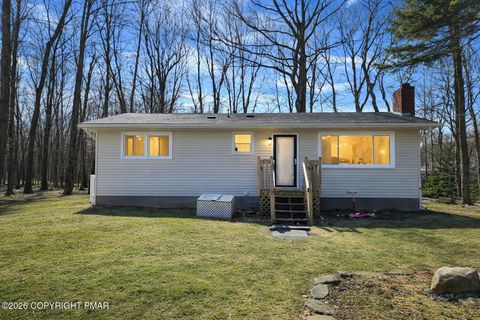 6319 Laurel Road Pocono Summit PA 18346