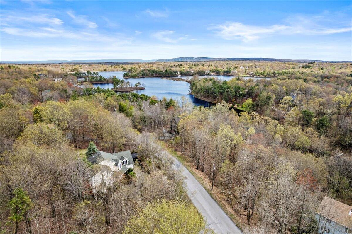 348 Mountain Top Lake Road, Long Pond, Pennsylvania image 5
