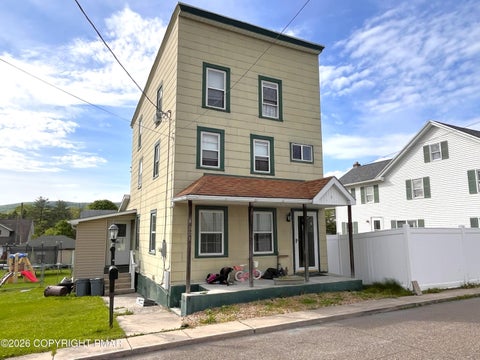 Homes For Sale - 521 Oak Street<br/> Jim Thorpe, PA 18229