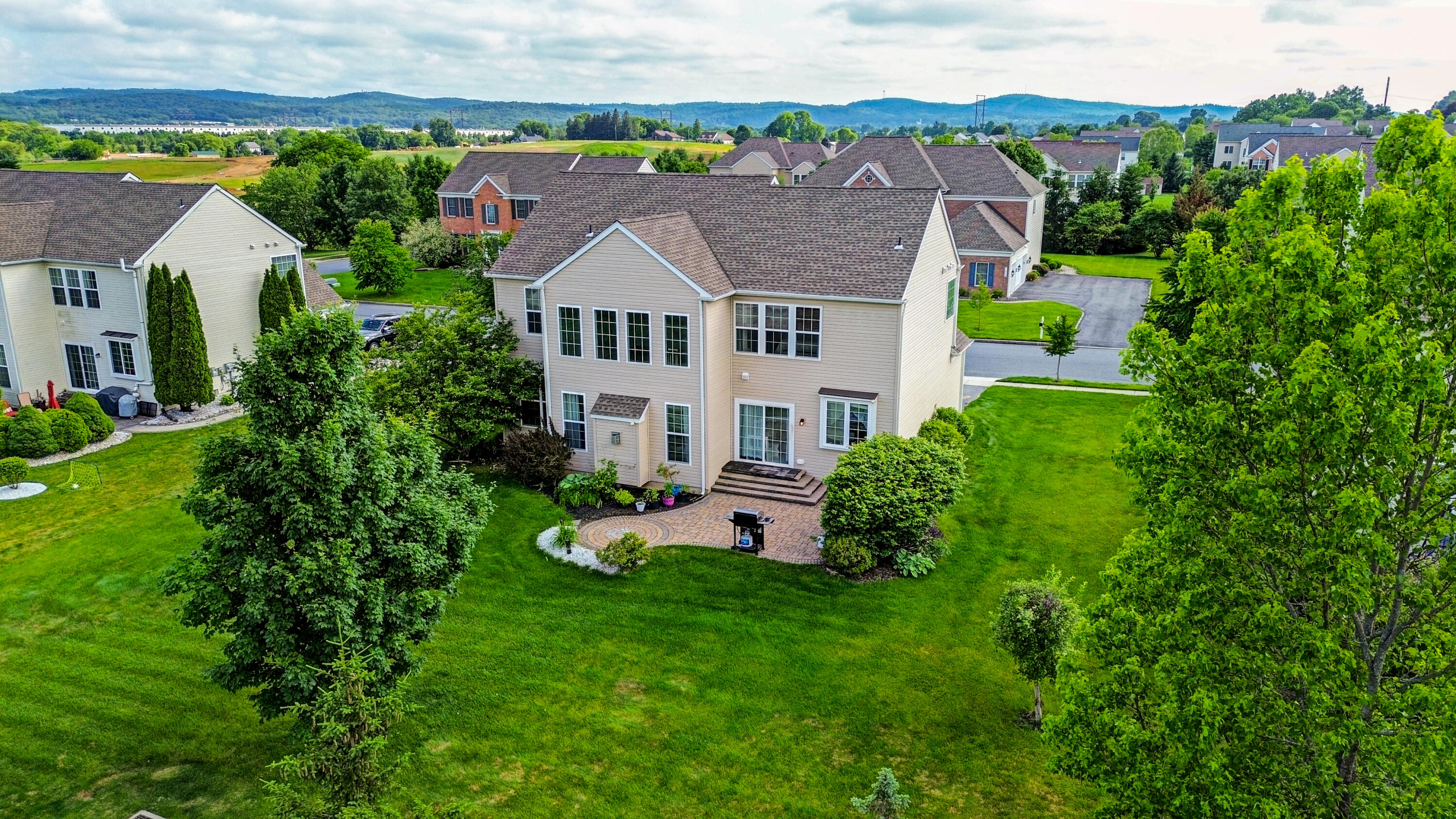 1663 Bridgeton Road, Breinigsville, Pennsylvania image 40