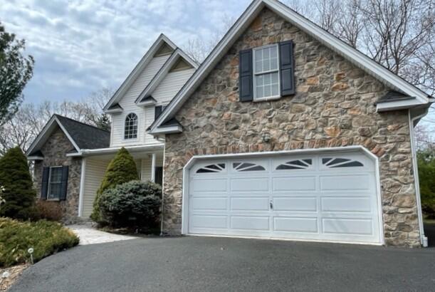 205 Hawks Nest Road, East Stroudsburg, Pennsylvania image 1
