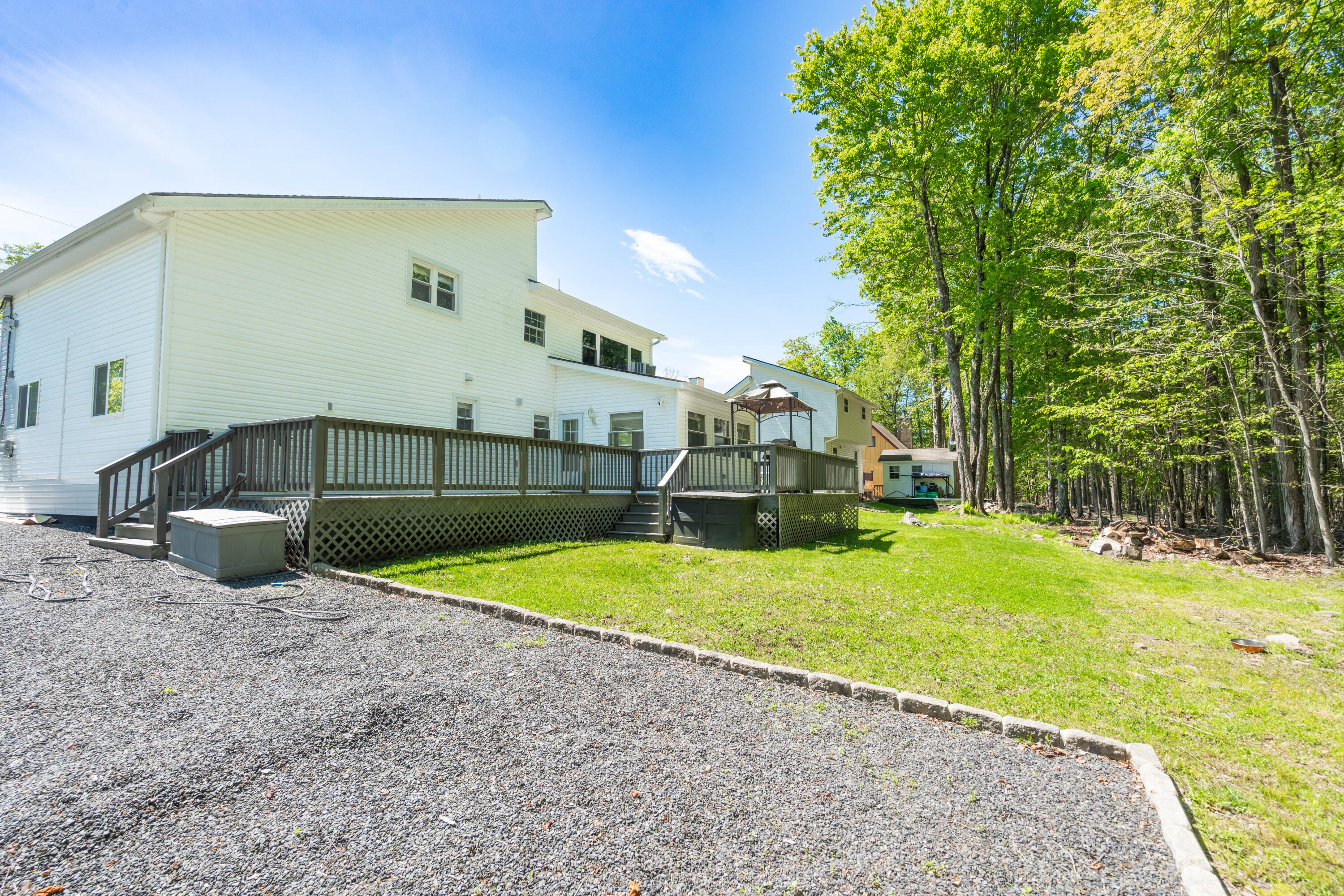 973 Country Place Drive, Tobyhanna, Pennsylvania image 31