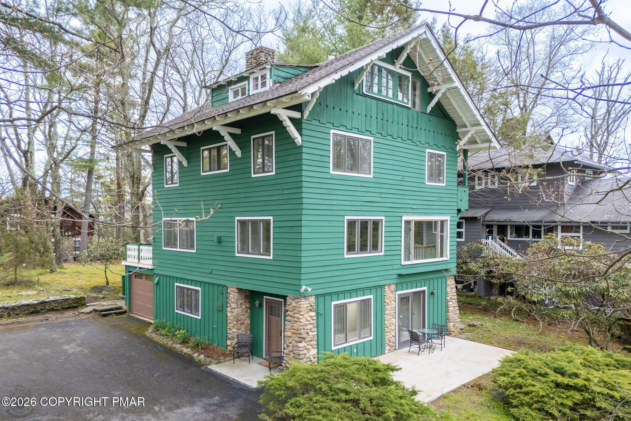 119 Falls Drive