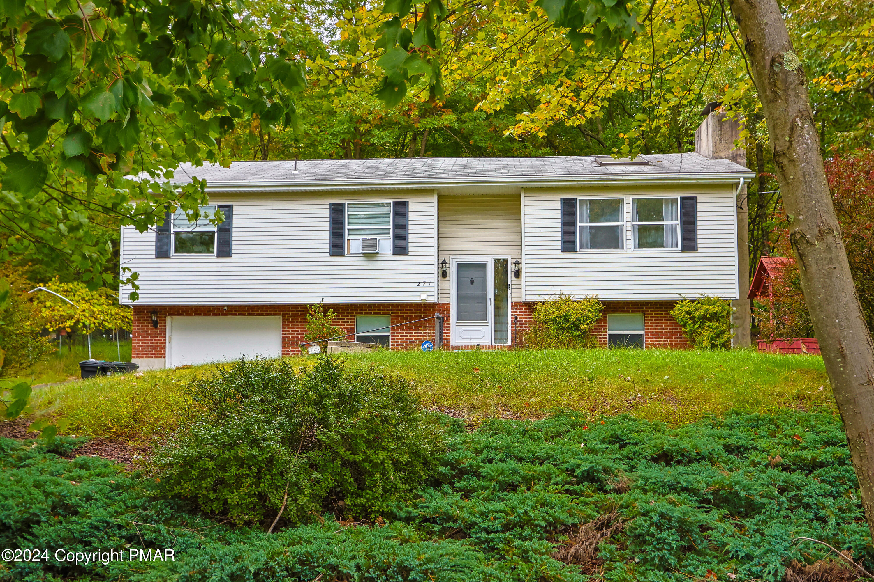 271 N Shore Drive, Albrightsville, Pennsylvania image 2