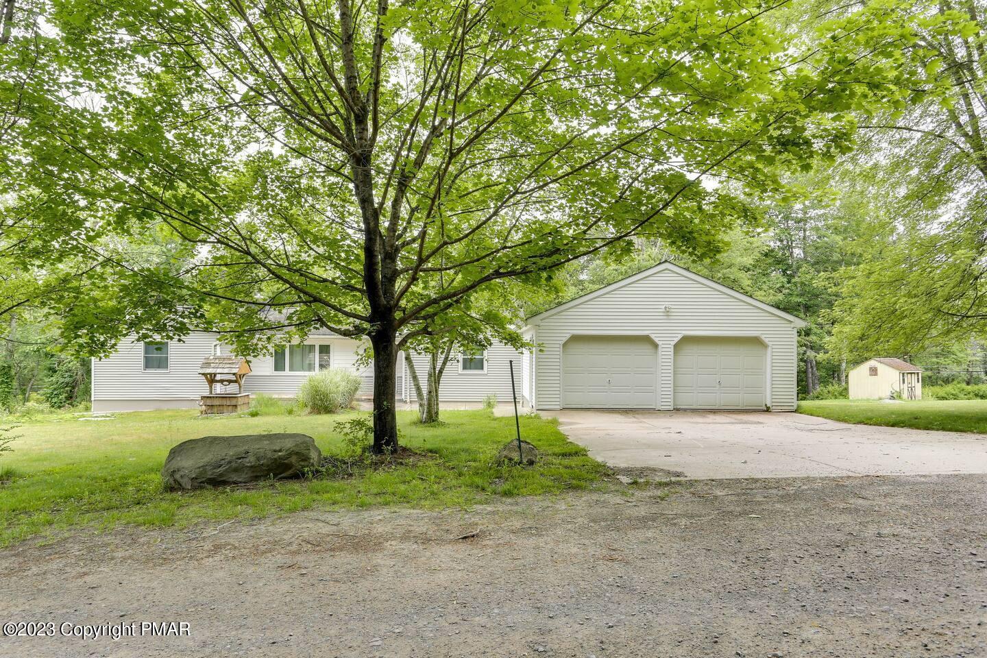 125 Woodlane Road, Canadensis, Pennsylvania image 2
