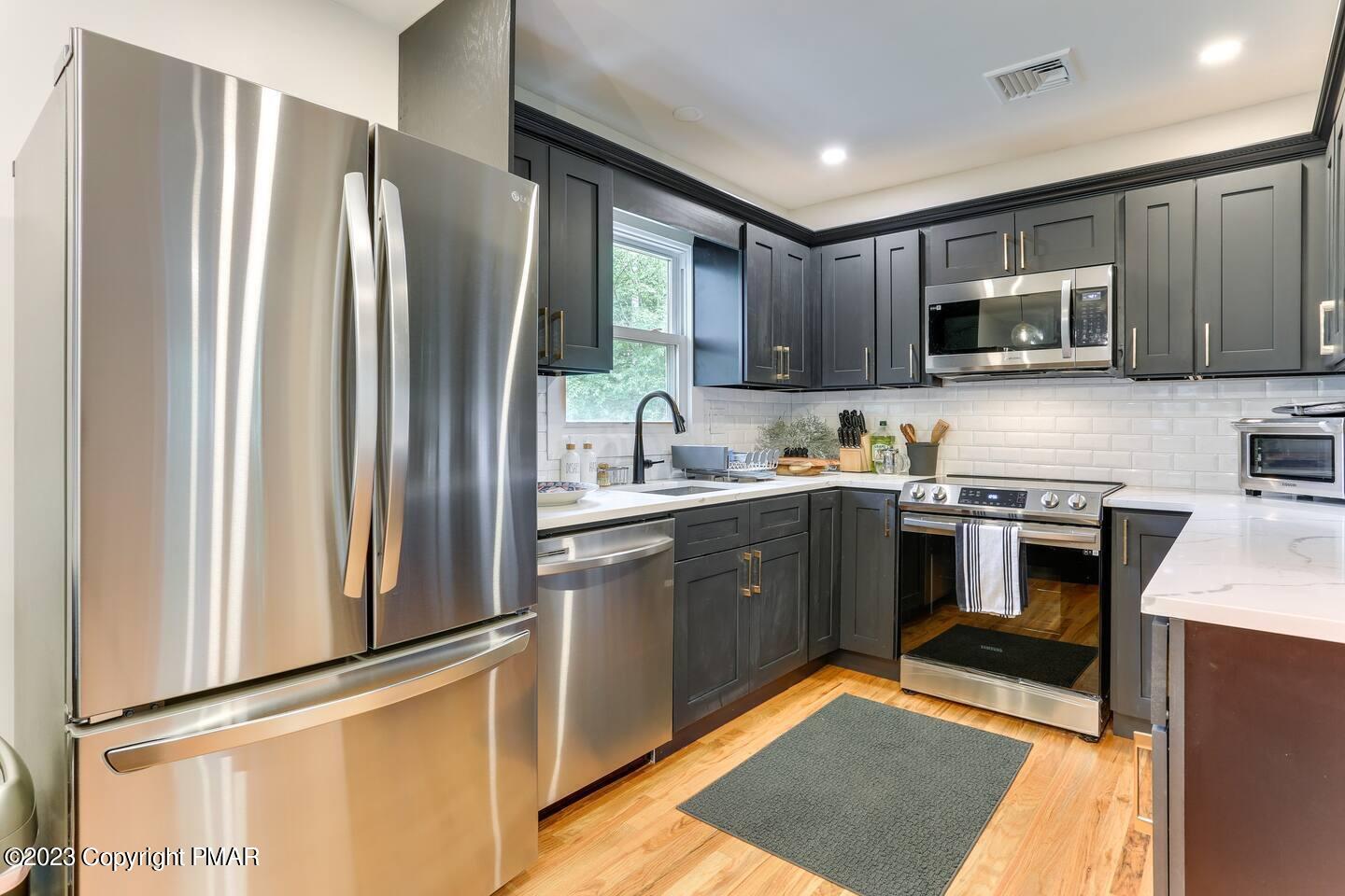 125 Woodlane Road, Canadensis, Pennsylvania image 7