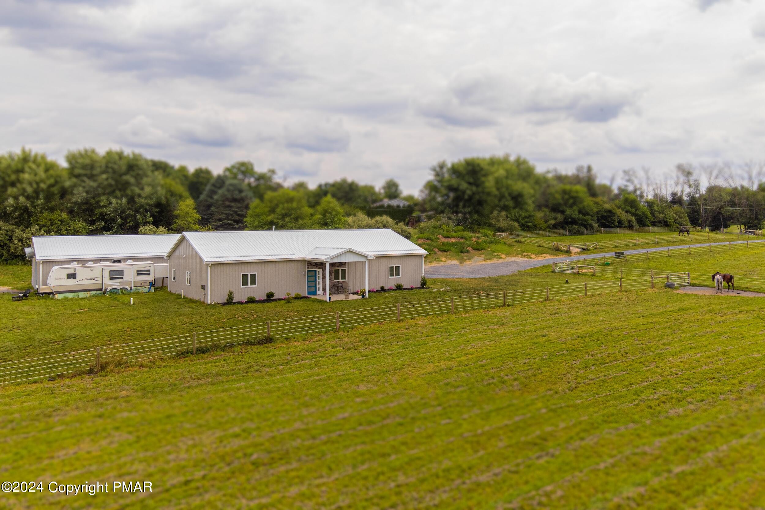 3670 N Dogwood Road, Danielsville, Pennsylvania image 8